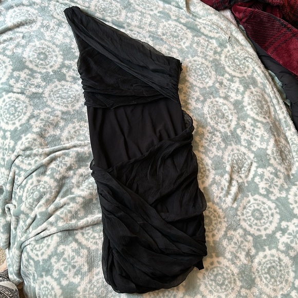 Goddess LBD - Picture 4 of 5